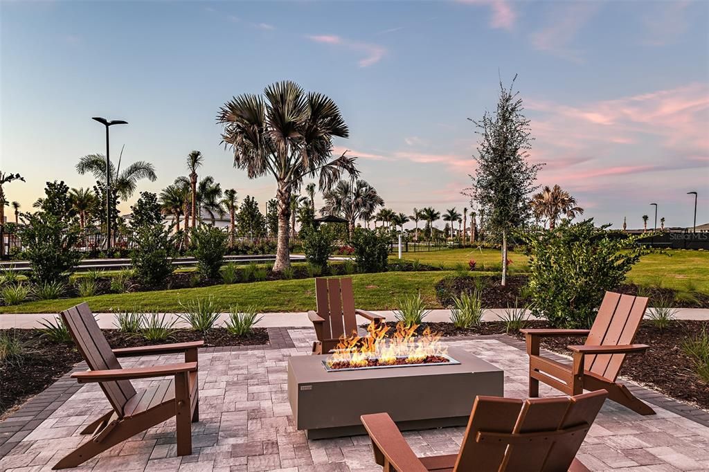 For Sale: $879,317 (3 beds, 3 baths, 2833 Square Feet)