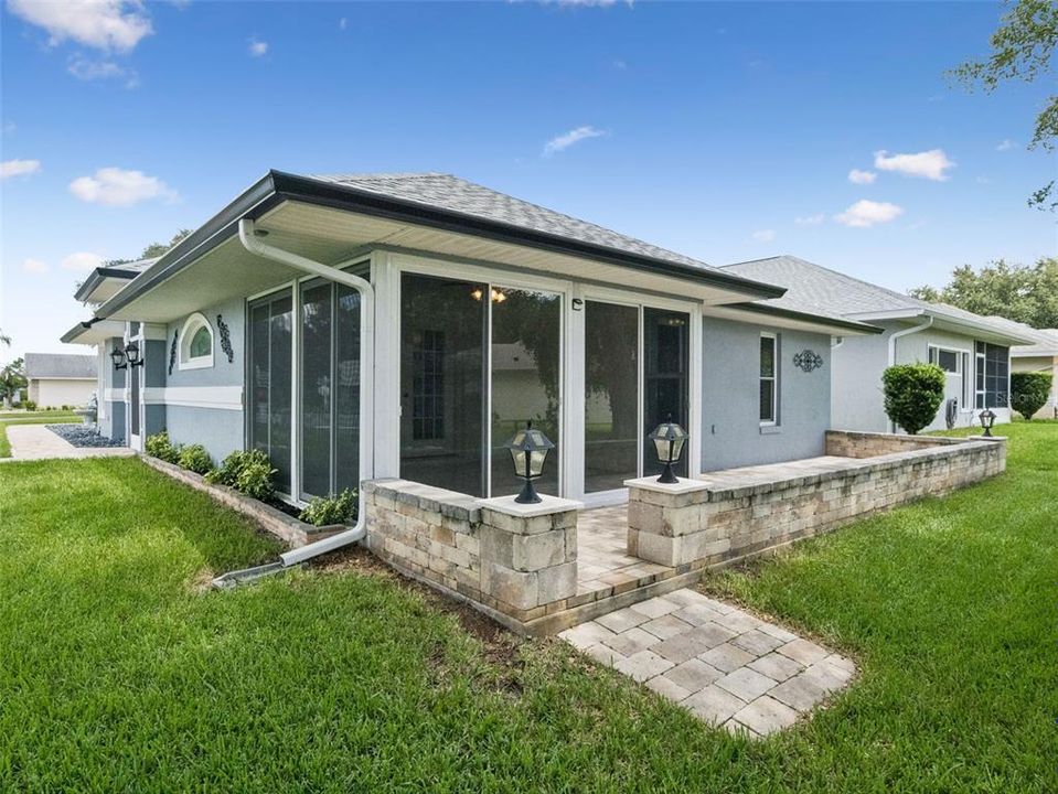 На продажу: $284,900 (2 спален, 2 ванн, 1309 Квадратных фут)