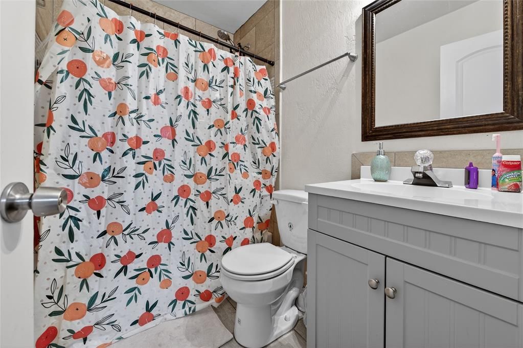 For Sale: $244,900 (3 beds, 1 baths, 1217 Square Feet)
