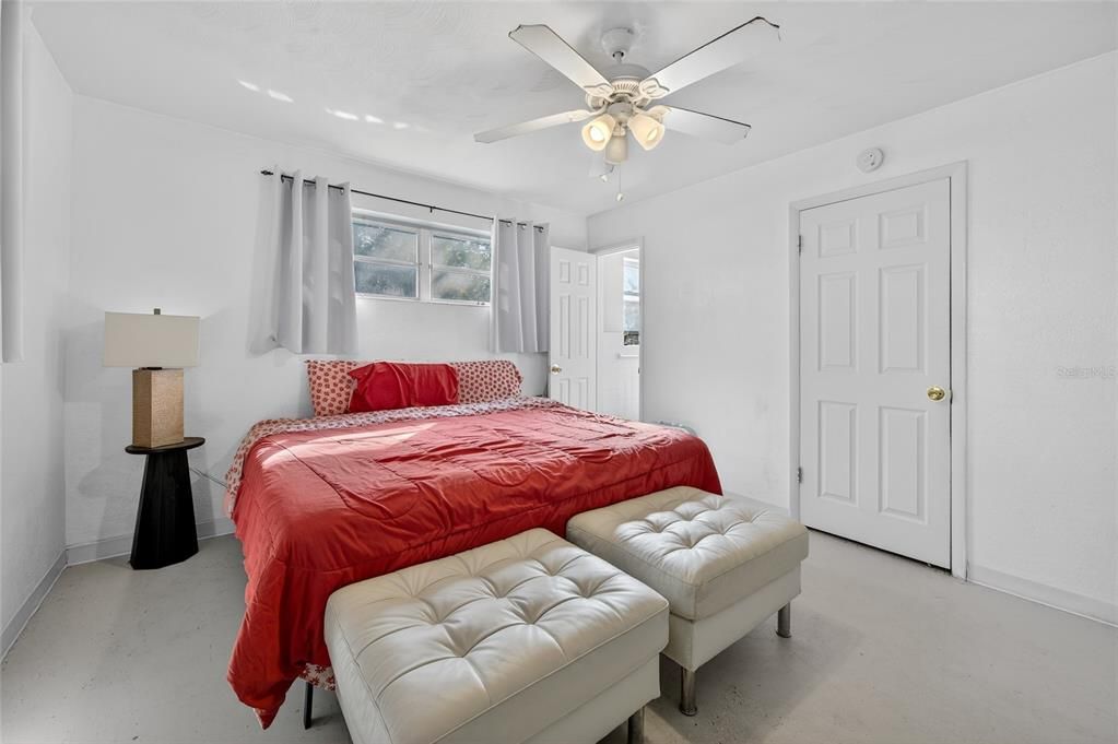 For Sale: $244,900 (3 beds, 1 baths, 1217 Square Feet)