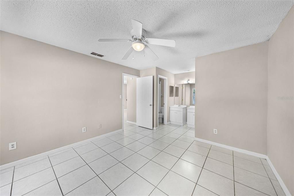 For Rent: $1,575 (2 beds, 2 baths, 1024 Square Feet)