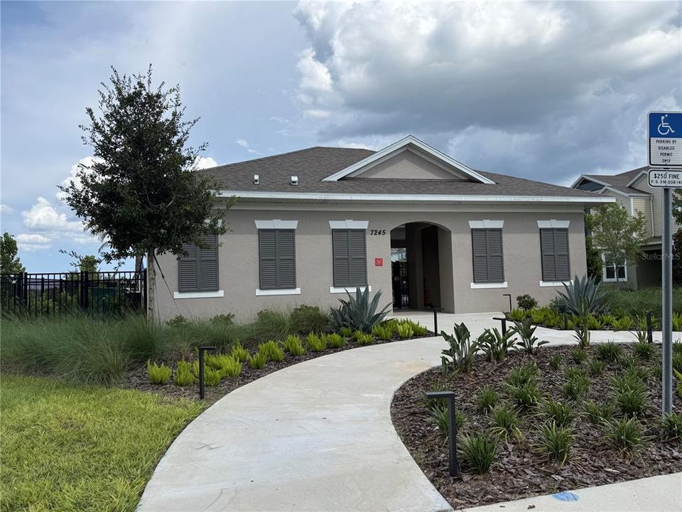 For Sale: $2,985,000 (6 beds, 6 baths, 6442 Square Feet)