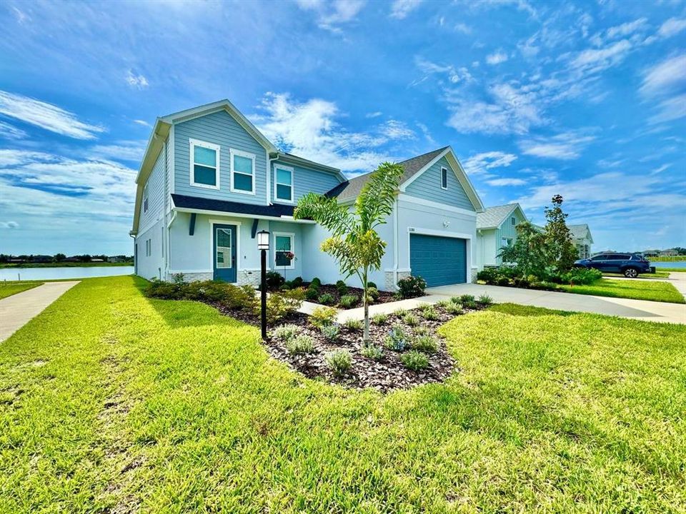 For Rent: $3,200 (4 beds, 3 baths, 2768 Square Feet)