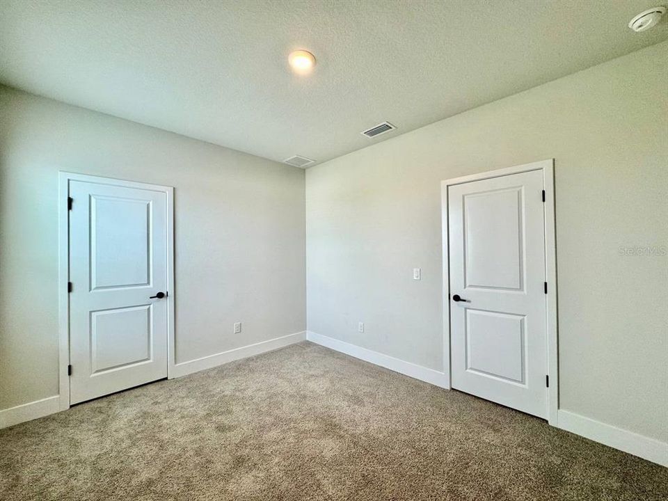 For Rent: $3,200 (4 beds, 3 baths, 2768 Square Feet)