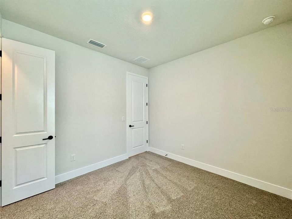 For Rent: $3,200 (4 beds, 3 baths, 2768 Square Feet)