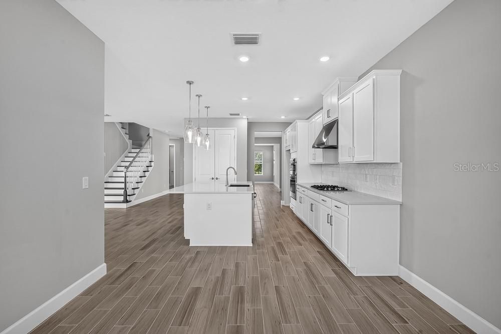 На продажу: $639,999 (5 спален, 4 ванн, 3422 Квадратных фут)