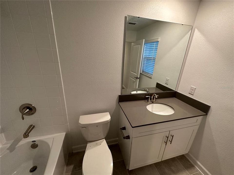 For Rent: $2,500 (4 beds, 2 baths, 2000 Square Feet)