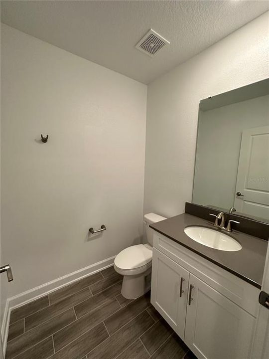 For Rent: $2,500 (4 beds, 2 baths, 2000 Square Feet)