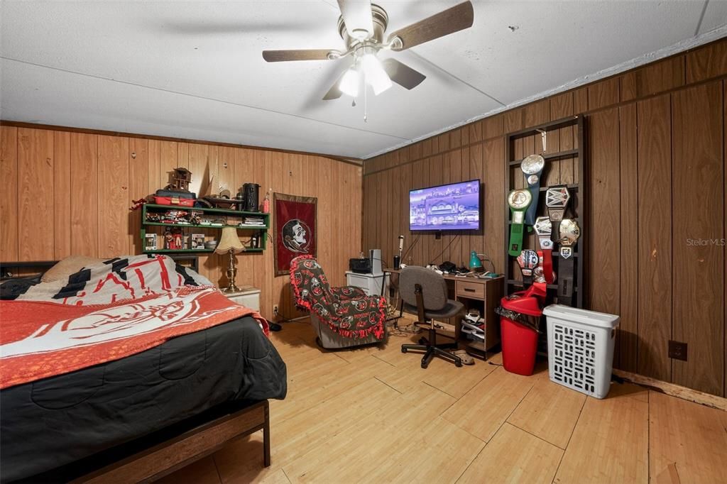 For Sale: $245,000 (3 beds, 2 baths, 1782 Square Feet)