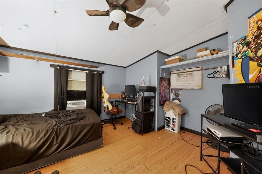 For Sale: $245,000 (3 beds, 2 baths, 1782 Square Feet)