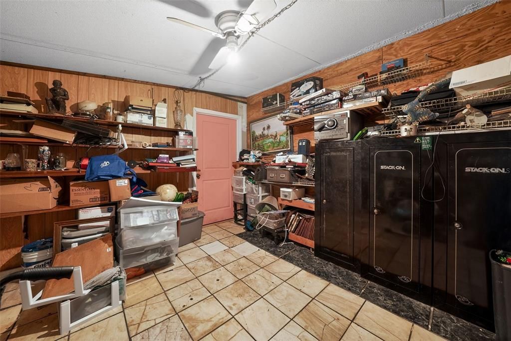 For Sale: $245,000 (3 beds, 2 baths, 1782 Square Feet)
