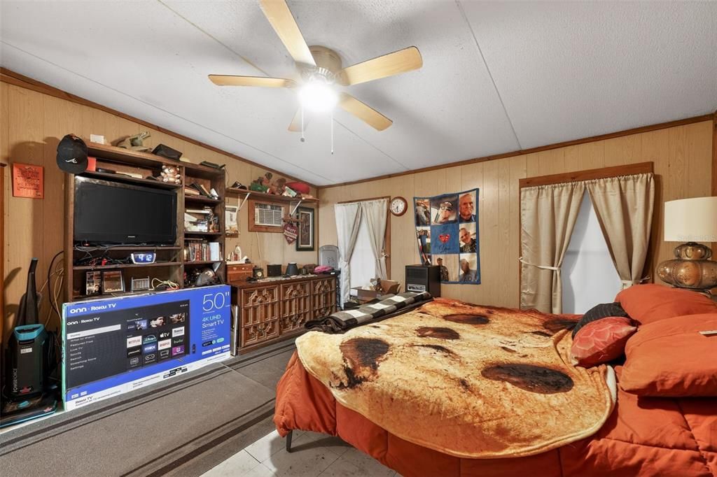 For Sale: $245,000 (3 beds, 2 baths, 1782 Square Feet)