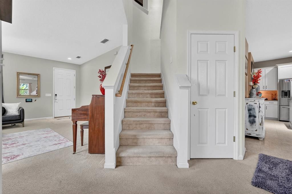 For Sale: $525,000 (5 beds, 2 baths, 2880 Square Feet)