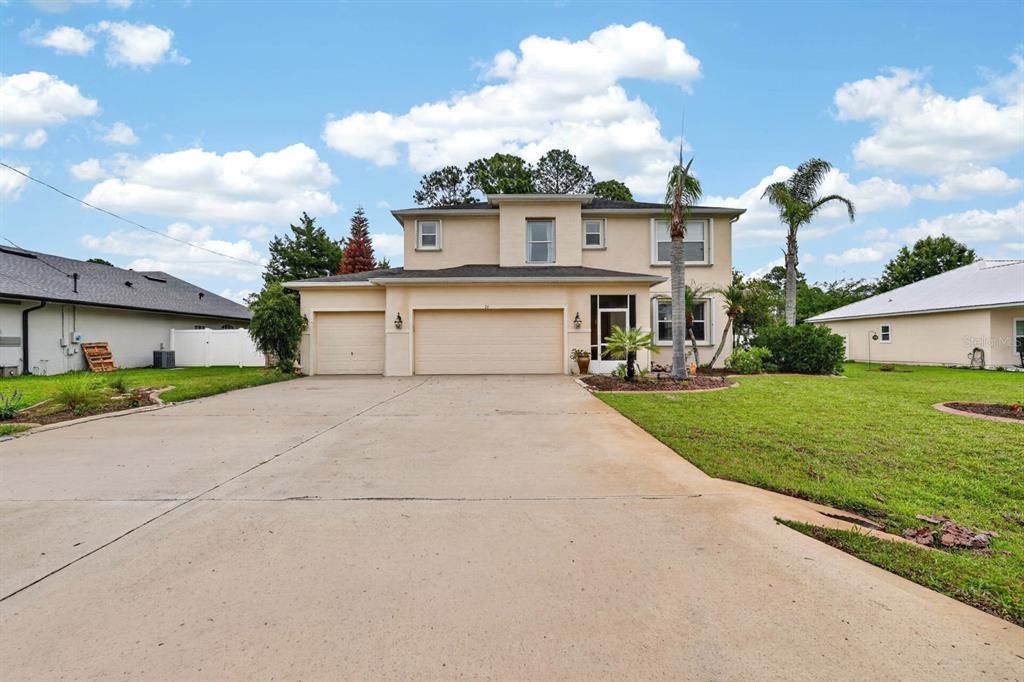 For Sale: $525,000 (5 beds, 2 baths, 2880 Square Feet)