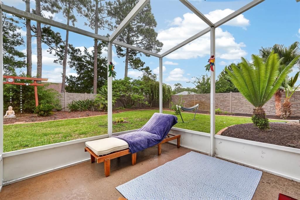 For Sale: $525,000 (5 beds, 2 baths, 2880 Square Feet)