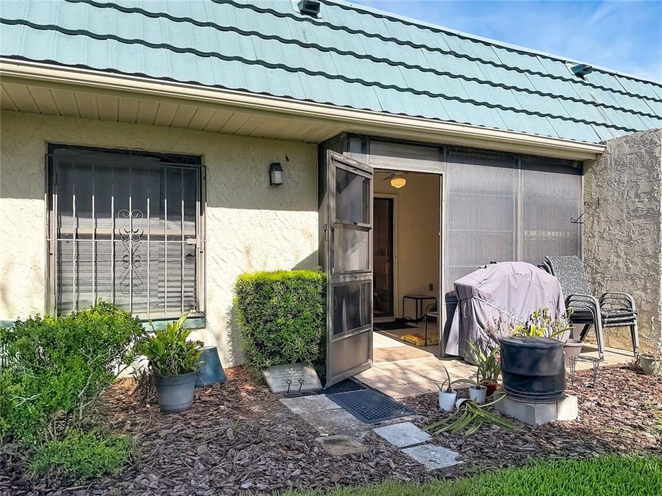 En Venta: $140,000 (2 camas, 2 baños, 942 Pies cuadrados)