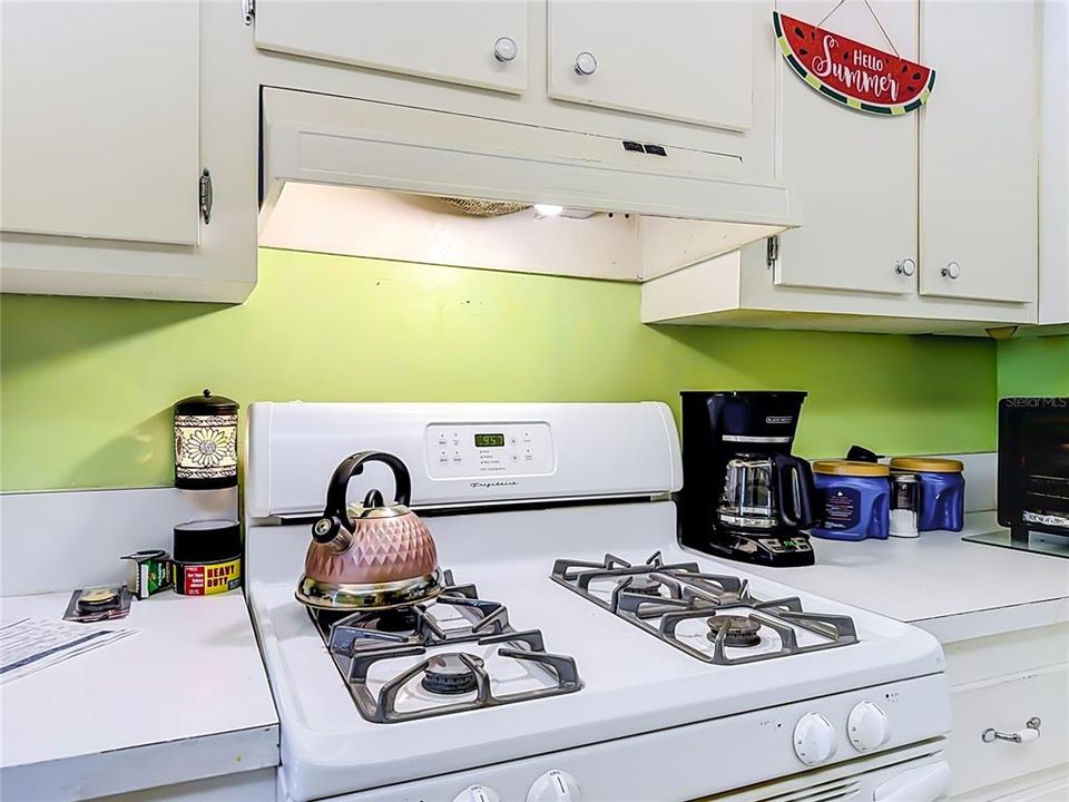En Venta: $140,000 (2 camas, 2 baños, 942 Pies cuadrados)
