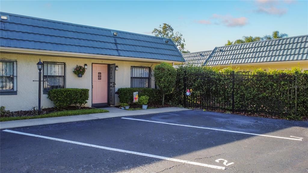 En Venta: $140,000 (2 camas, 2 baños, 942 Pies cuadrados)