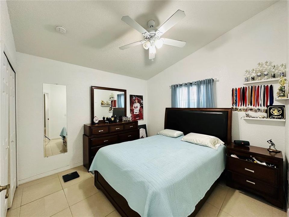 For Rent: $3,100 (4 beds, 2 baths, 2167 Square Feet)
