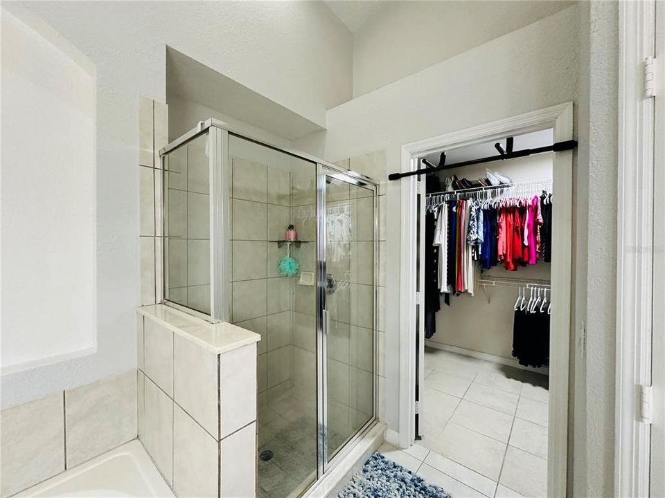 For Rent: $3,100 (4 beds, 2 baths, 2167 Square Feet)