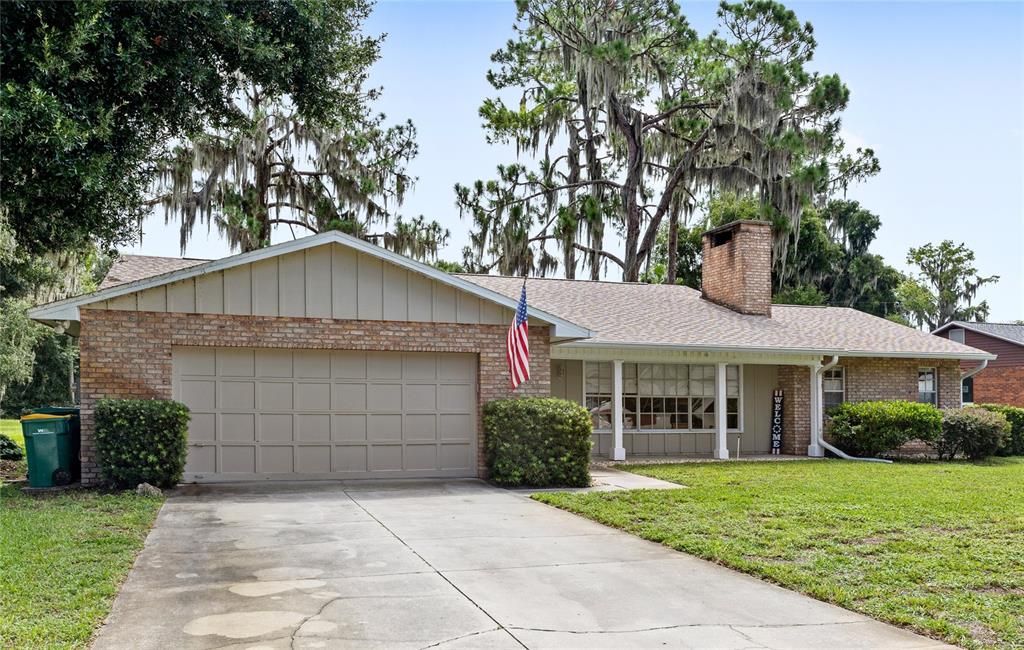 For Sale: $399,000 (3 beds, 2 baths, 1782 Square Feet)
