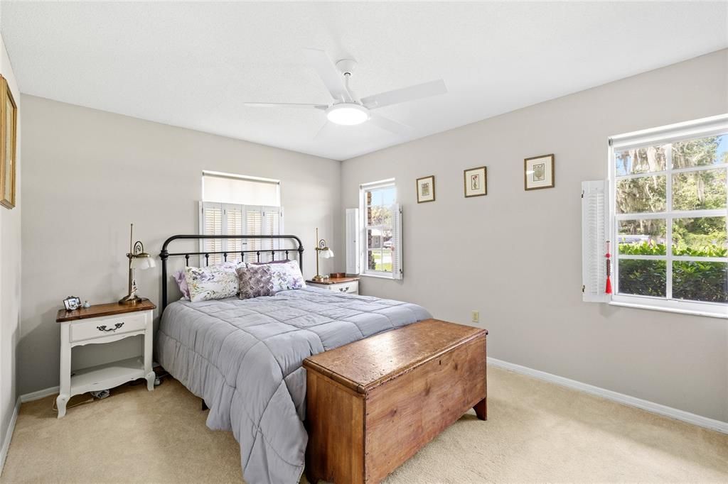 For Sale: $399,000 (3 beds, 2 baths, 1782 Square Feet)