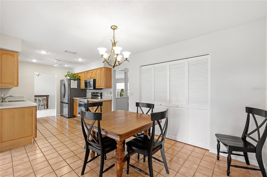 For Sale: $399,000 (3 beds, 2 baths, 1782 Square Feet)