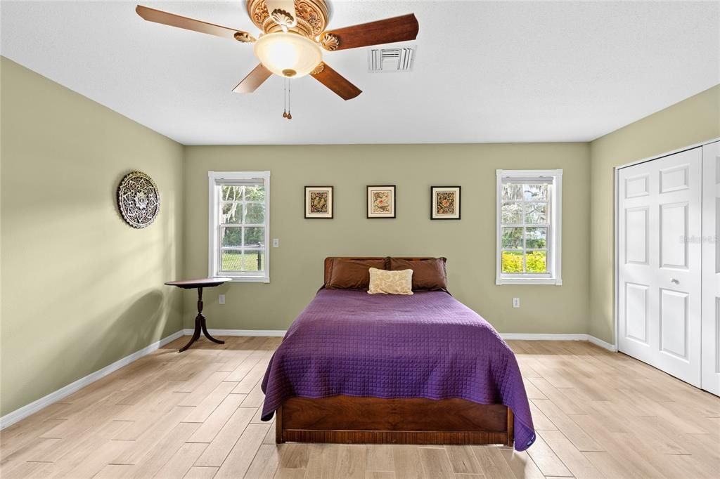 For Sale: $399,000 (3 beds, 2 baths, 1782 Square Feet)