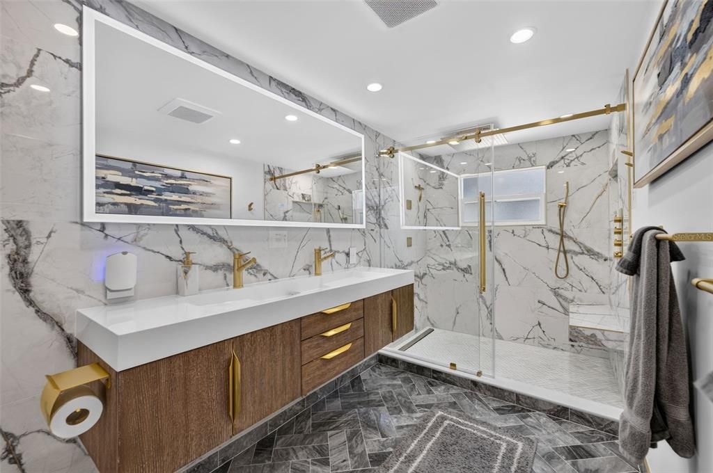 For Sale: $599,000 (3 beds, 2 baths, 1670 Square Feet)