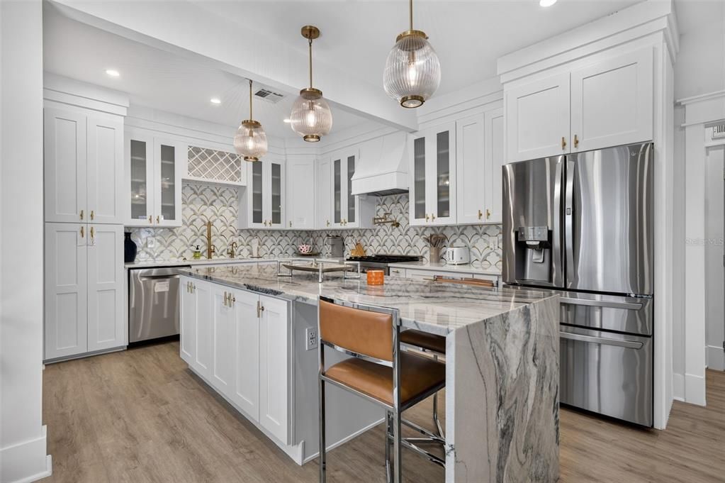 For Sale: $599,000 (3 beds, 2 baths, 1670 Square Feet)