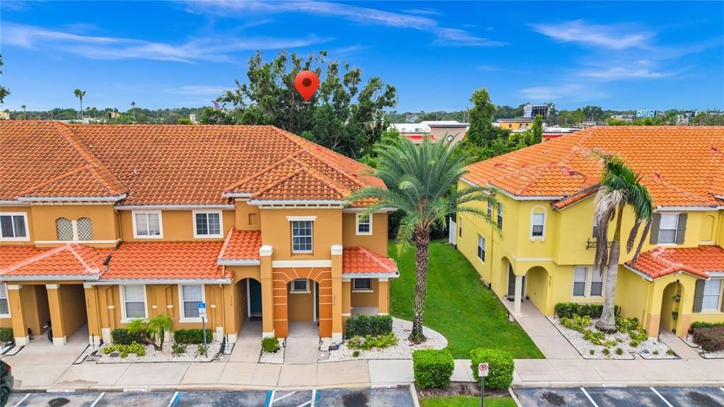 For Sale: $298,000 (3 beds, 2 baths, 1595 Square Feet)