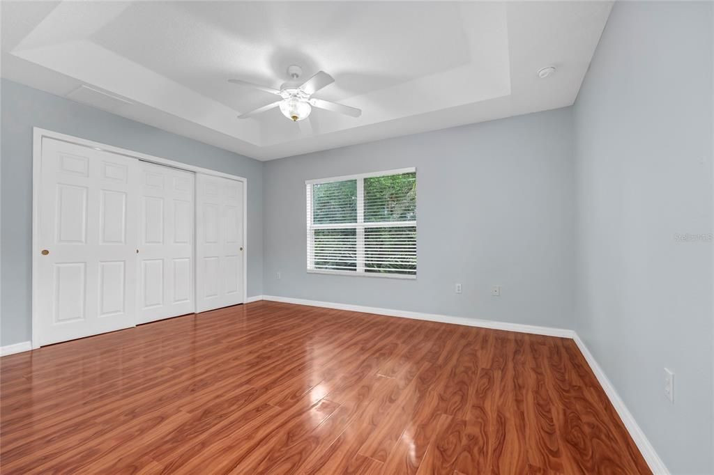 For Sale: $298,000 (3 beds, 2 baths, 1595 Square Feet)