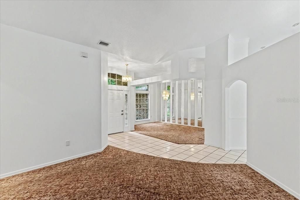 En Venta: $449,000 (3 camas, 2 baños, 2068 Pies cuadrados)