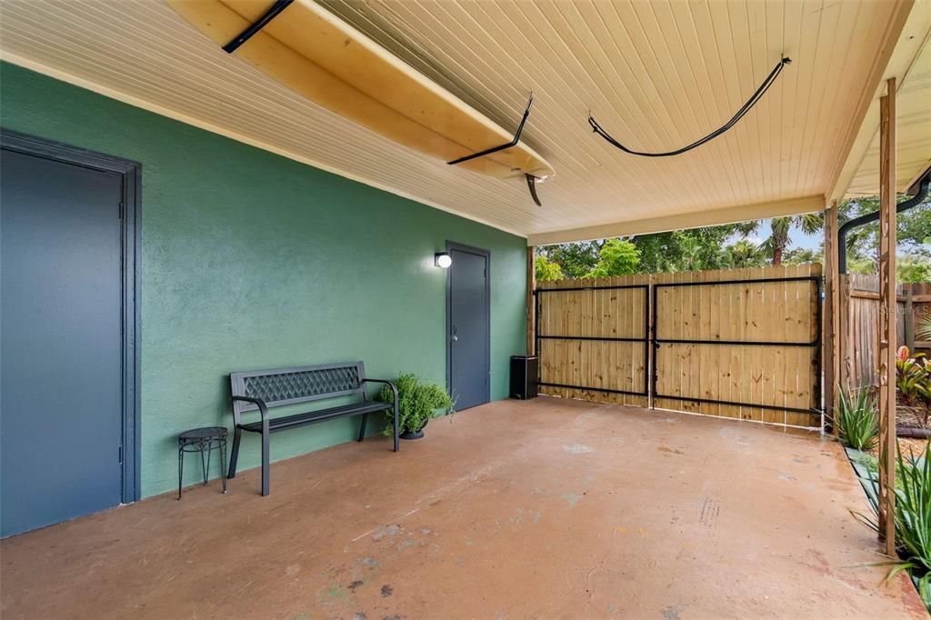 Activo con contrato: $365,000 (3 camas, 1 baños, 1080 Pies cuadrados)