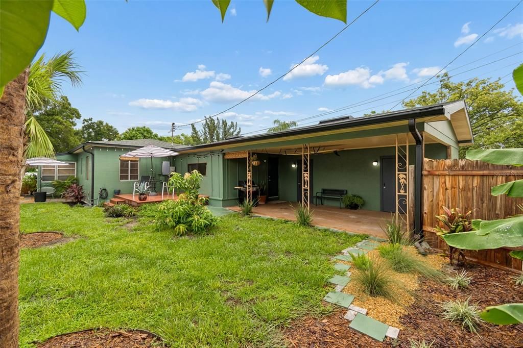 Activo con contrato: $365,000 (3 camas, 1 baños, 1080 Pies cuadrados)