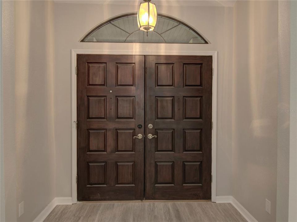 En Venta: $409,900 (3 camas, 2 baños, 2607 Pies cuadrados)