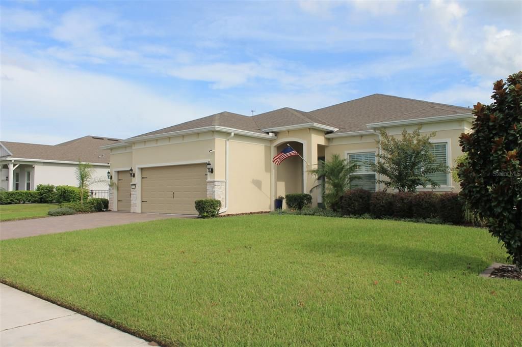For Sale: $914,500 (4 beds, 4 baths, 3069 Square Feet)
