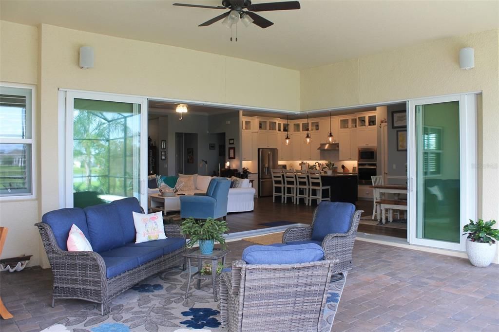 For Sale: $914,500 (4 beds, 4 baths, 3069 Square Feet)