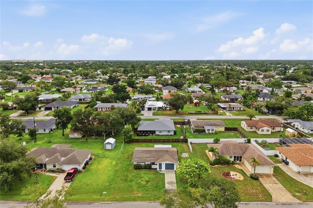 For Sale: $250,000 (2 beds, 1 baths, 1194 Square Feet)