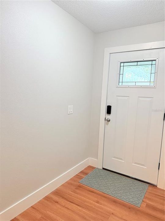 For Rent: $2,650 (3 beds, 2 baths, 1496 Square Feet)