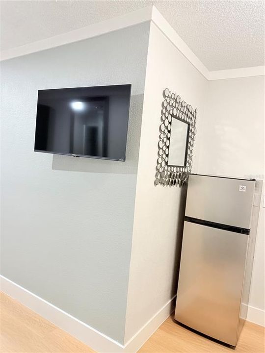 For Rent: $2,650 (3 beds, 2 baths, 1496 Square Feet)
