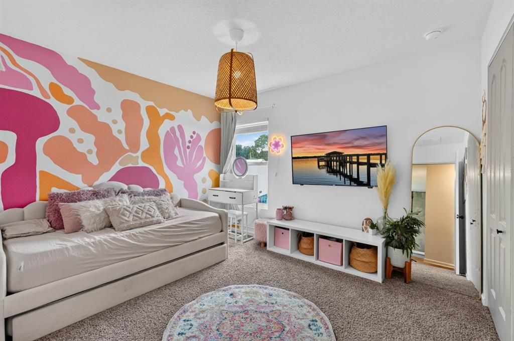 For Sale: $335,000 (3 beds, 2 baths, 1655 Square Feet)