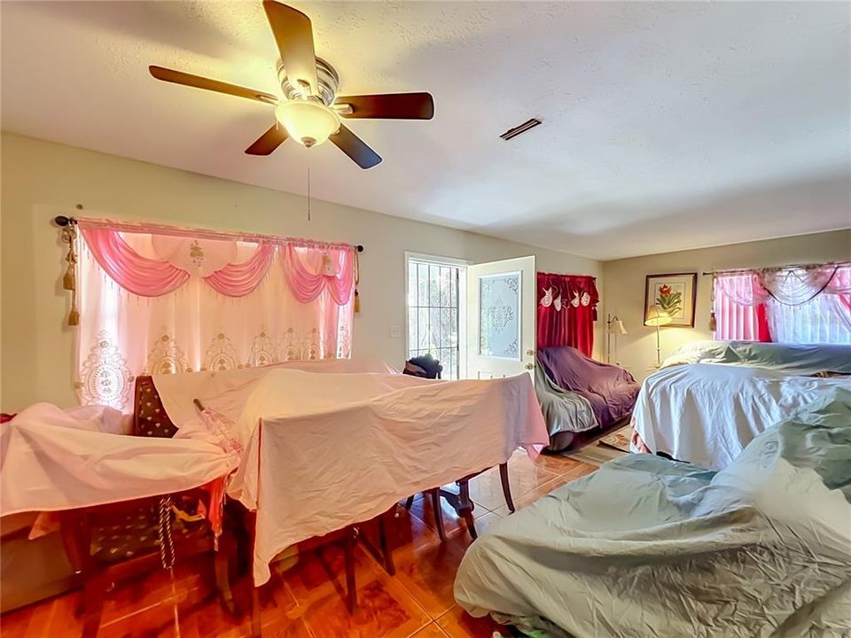 For Sale: $430,000 (5 beds, 3 baths, 2130 Square Feet)