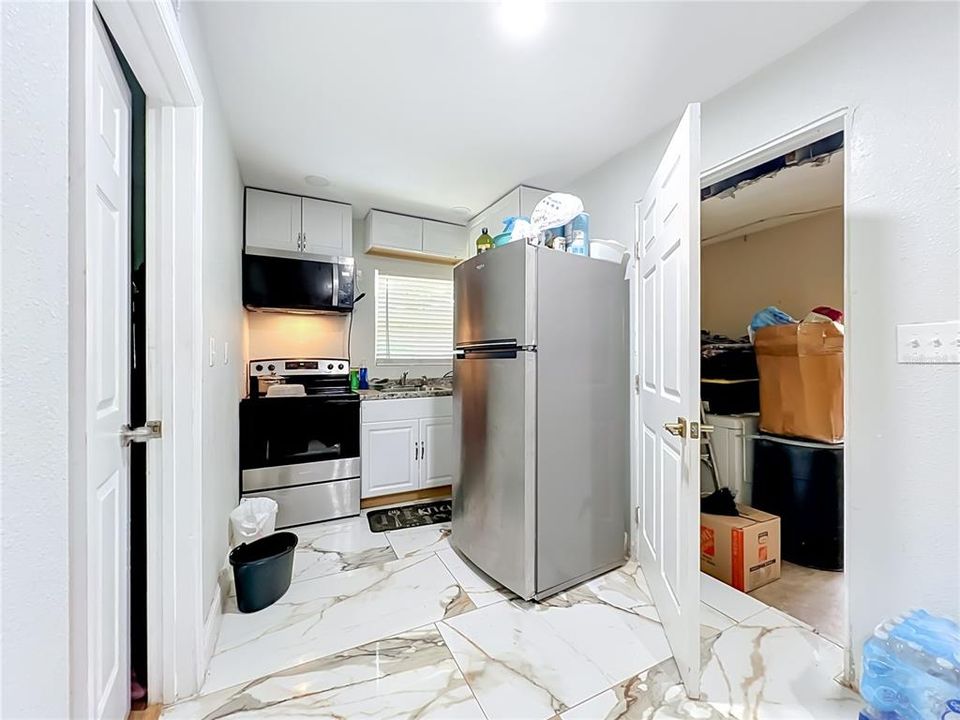 For Sale: $430,000 (5 beds, 3 baths, 2130 Square Feet)