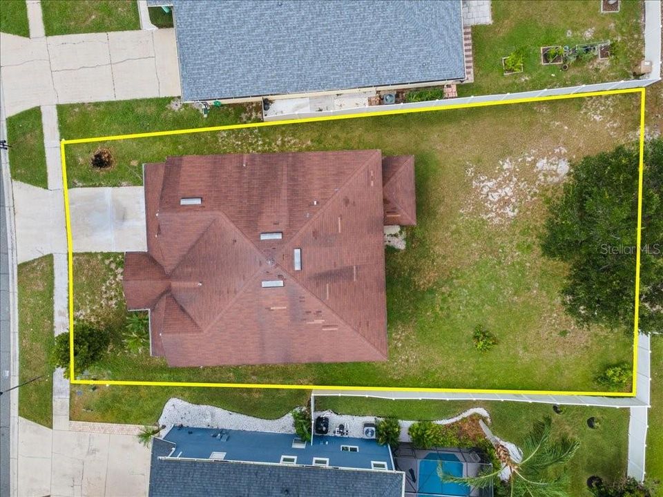 For Rent: $3,000 (4 beds, 3 baths, 3132 Square Feet)