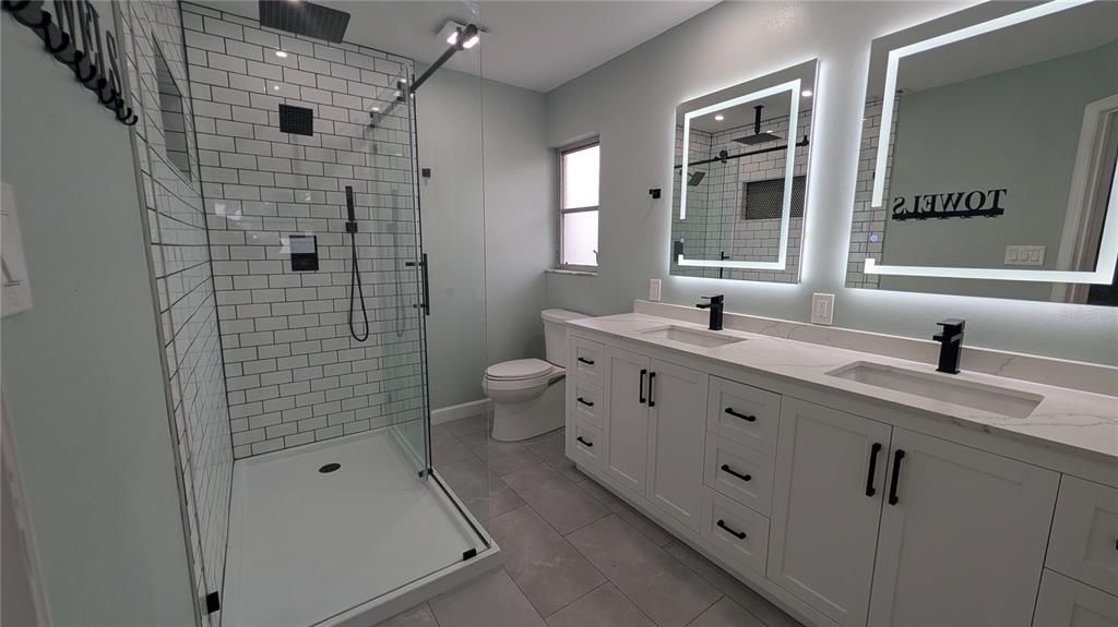 For Sale: $349,500 (2 beds, 2 baths, 1410 Square Feet)