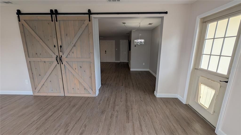 For Sale: $349,500 (2 beds, 2 baths, 1410 Square Feet)