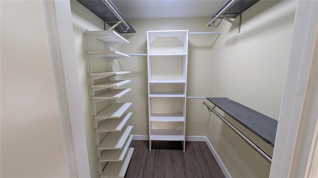 For Sale: $349,500 (2 beds, 2 baths, 1410 Square Feet)