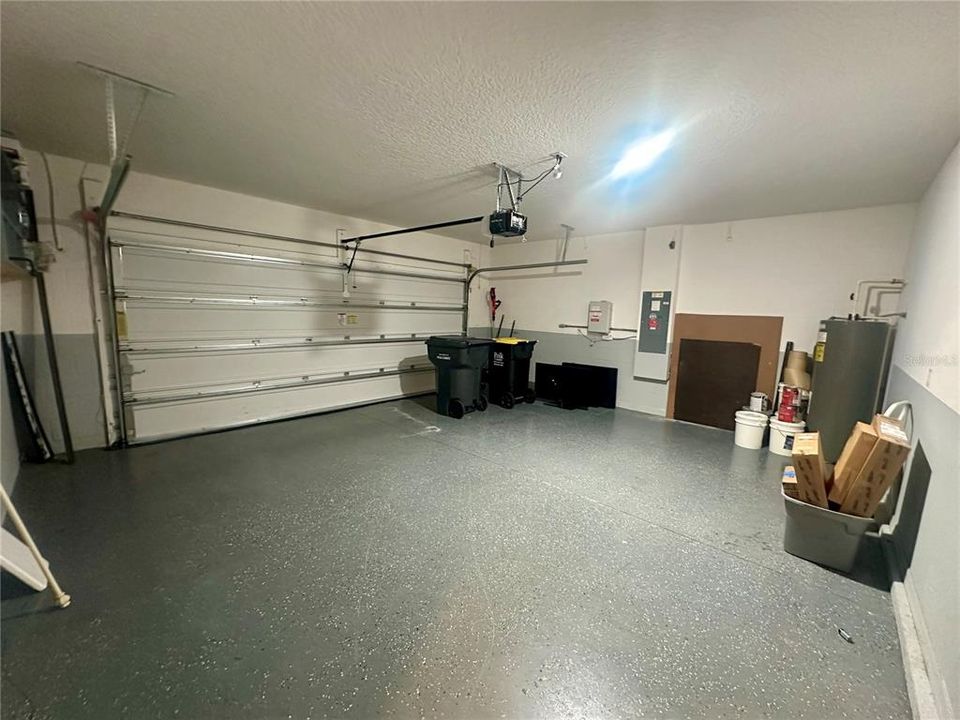 For Rent: $2,500 (4 beds, 2 baths, 2213 Square Feet)