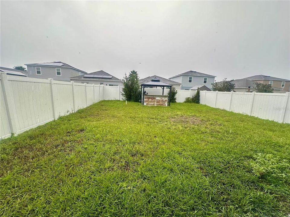 For Rent: $2,500 (4 beds, 2 baths, 2213 Square Feet)